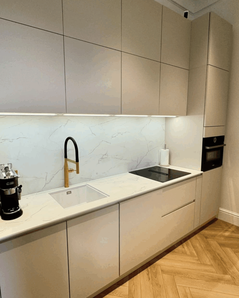 Cuisine sur mesure dans un appartement haussmanien