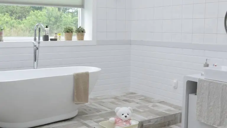 Comment aménager une suite parentale avec salle de bain intégrée